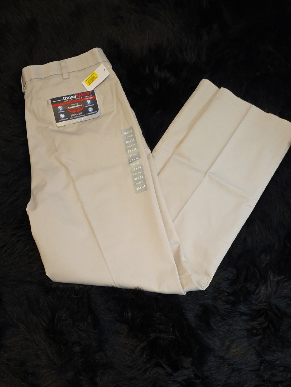 Roundtree & Yorke Classic Tan Chinos